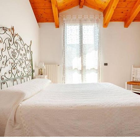Il Nido Della Cicogna Appartement Certosa di Pavia Buitenkant foto