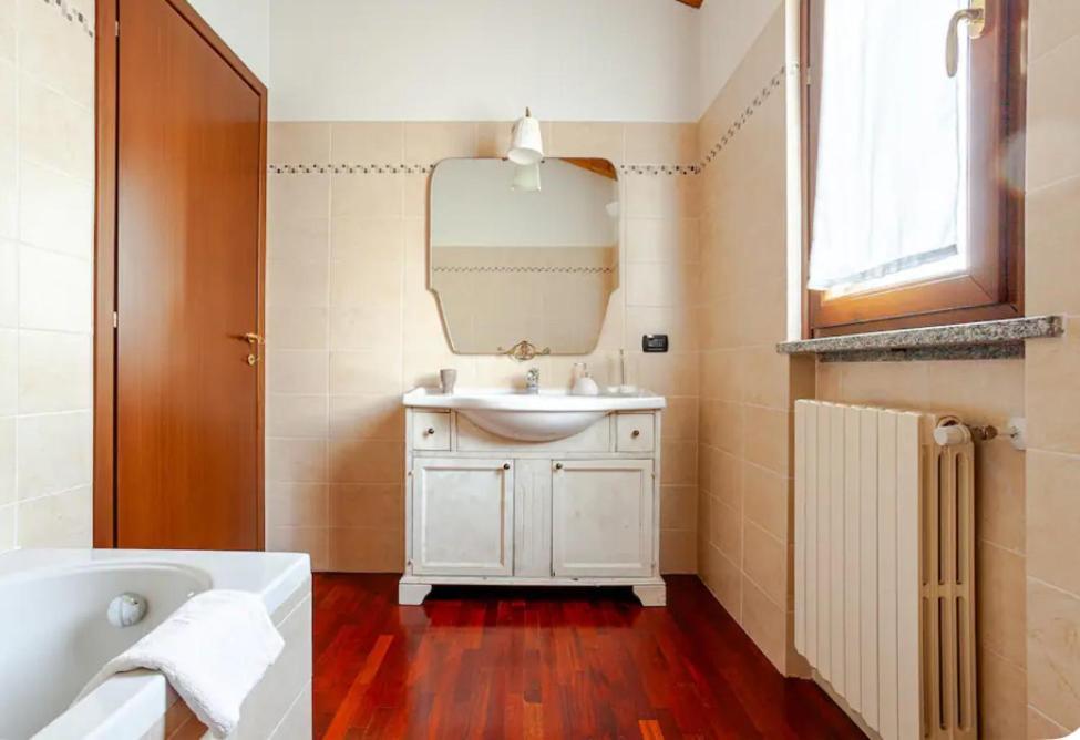 Il Nido Della Cicogna Appartement Certosa di Pavia Buitenkant foto